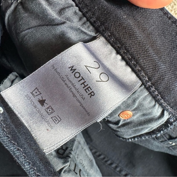 MOTHER jeans The Stunner Zip Two Step Fray In Holding Hands ankle dark wash 29 - Picture 5 of 15